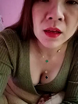 Lily-ross22 online show from 01-12-26, 05:09