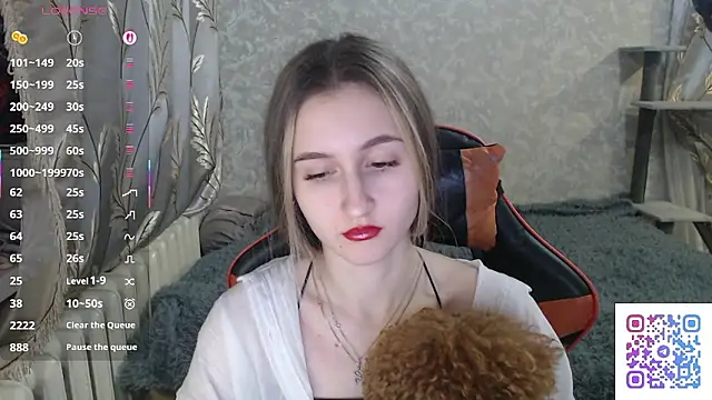 Ave Costly online show from 01-13-26, 04:11