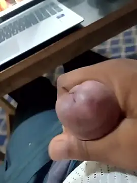 Snapshot of LovelyHughes chatting on 01-08-26, 11:11 LovelyHughes online show from 01-08-26, 11:11