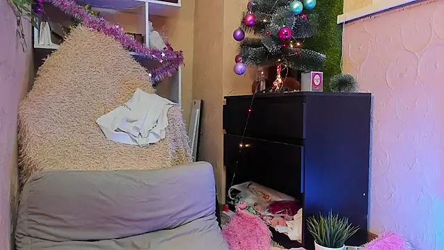 Snapshot of amelialy chatting on 01-05-26, 05:27 amelialy online show from 01-05-26, 05:27