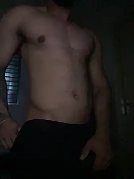 Snapshot of MoreninhoMagrinho chatting on 12-05-25, 03:38 MoreninhoMagrinho online show from 12-05-25, 03:38