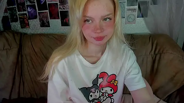 Snapshot of AlysaMeow chatting on 07-25-26, 05:19 AlysaMeow online show from 07-25-26, 05:19