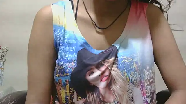 cute mahira online show from 05-11-26, 06:38