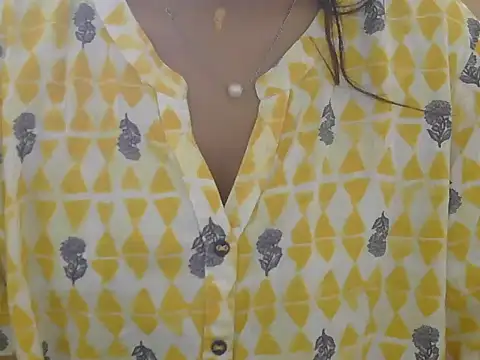 cute mahira online show from 03-23-26, 04:29