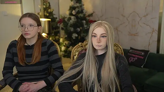 Snapshot of Dacota_love chatting on 01-12-26, 11:28 Dacota love online show from 01-12-26, 11:28