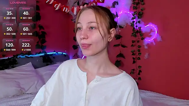 lally cute online show from 02-25-26, 05:07