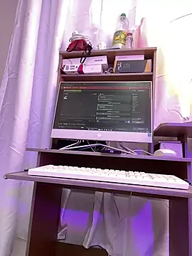 Snapshot of Im_Luu chatting on 01-11-26, 04:08 Im Luu online show from 01-11-26, 04:08