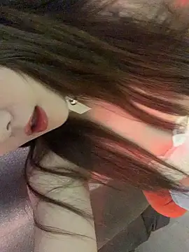 boniu-mimi online show from 12-18-25, 03:55