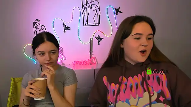 Snapshot of candy_flossie1 chatting on 12-18-25, 06:07 candy flossie1 online show from 12-18-25, 06:07