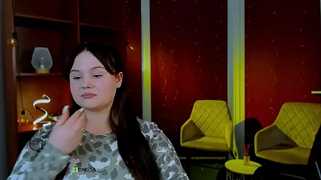 candy flossie1 online show from 04-20-26, 08:43