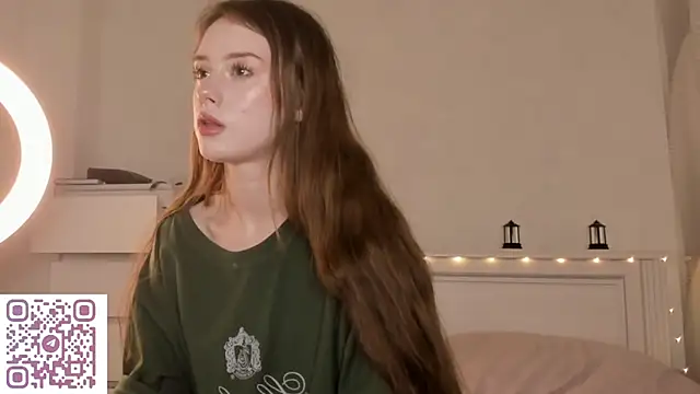 AmyForYouu online show from 12-22-25, 08:09