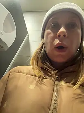 Brooke lover online show from 03-21-26, 07:09