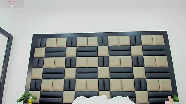 JessicaBosch online show from 12-18-25, 12:31