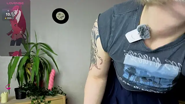 Me1inMonro online show from 11-28-25, 05:29