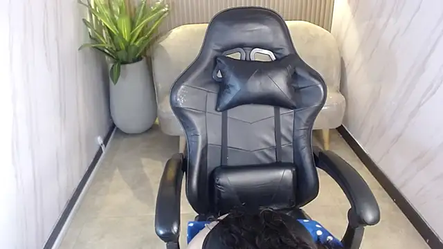 Snapshot of tatiscelis_tf chatting on 12-02-25, 12:55 tatiscelis tf online show from 12-02-25, 12:55