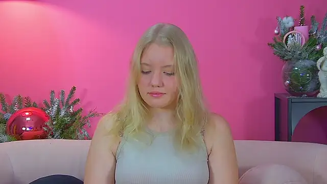 EmilyEvanse online show from 12-15-25, 06:25