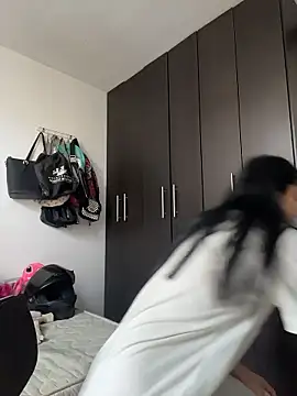 Snapshot of Miia_moonn chatting on 01-07-26, 12:32 Miia moonn online show from 01-07-26, 12:32