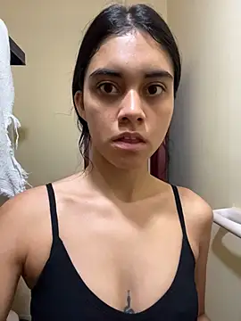 Miia moonn online show from 03-11-26, 02:55