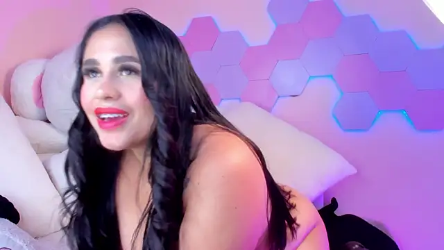Snapshot of Julietaa_1 chatting on 05-20-26, 03:47 Julietaa 1 online show from 05-20-26, 03:47