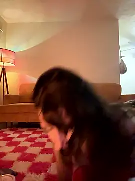 Snapshot of lilliabloom chatting on 01-09-26, 05:47 lilliabloom online show from 01-09-26, 05:47