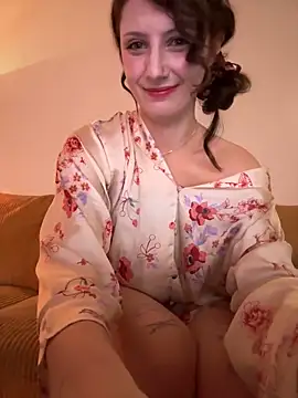 lilliabloom online show from 02-11-26, 05:40