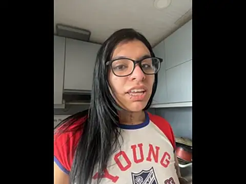 SaraAndrade  online show from 01-10-26, 04:02
