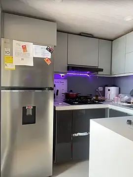 Snapshot of SaraAndrade_ chatting on 02-27-26, 05:57 SaraAndrade online show from 02-27-26, 05:57