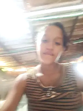 Snapshot of rachelbunny_and_kevin chatting on 12-02-25, 05:03 rachelbunny and kevin online show from 12-02-25, 05:03