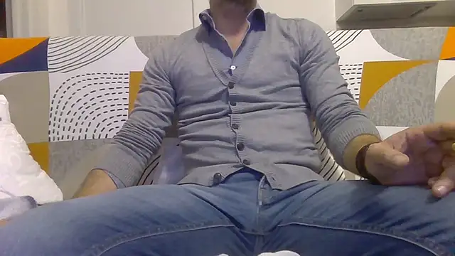 Eroshotlicker online show from 12-15-25, 09:31