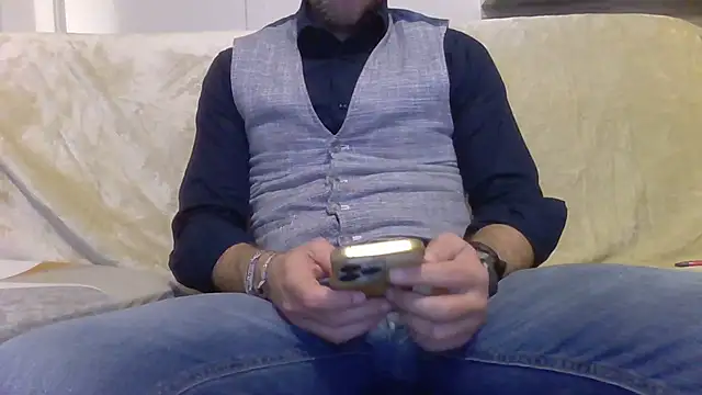 Eroshotlicker online show from 04-01-26, 08:50