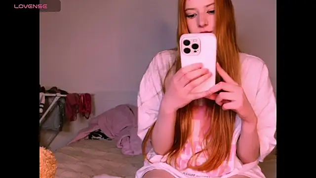  Milana Sparkl75  online show from 03-10-26, 05:28