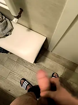 Razvan696969 online show from 02-28-26, 03:33