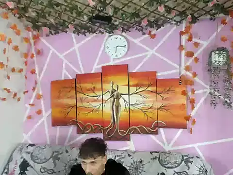 bradboyhot06 online show from 02-03-26, 12:21