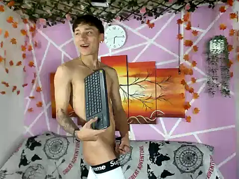 bradboyhot06 online show from 02-06-26, 03:57