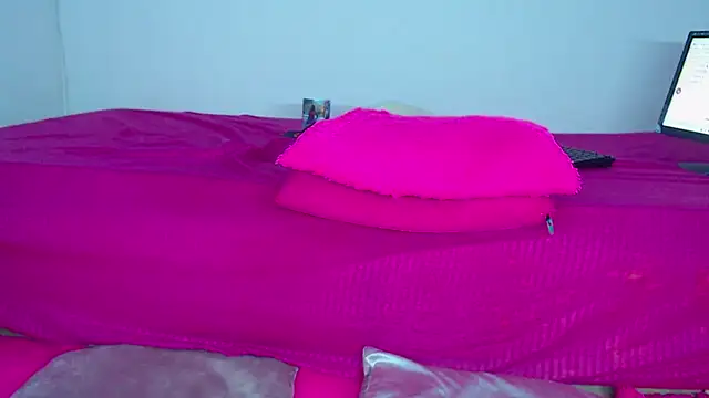 Milytylor online show from 03-12-26, 01:48