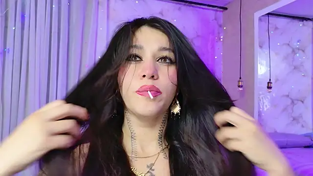 abby saenz 2025 online show from 11-25-25, 08:42