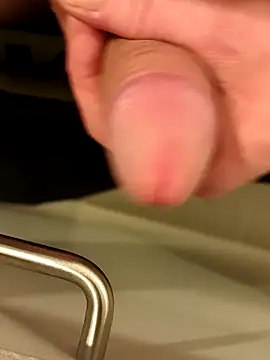 Snapshot of poeperke2830 chatting on 02-24-26, 01:17 poeperke2830 online show from 02-24-26, 01:17