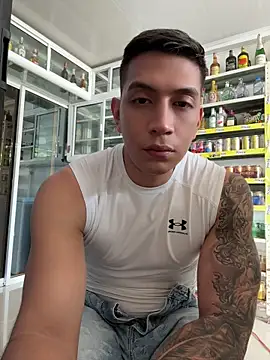 OliverWest04 online show from 05-19-26, 04:03