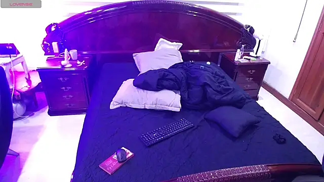 Snapshot of jacko_Charlotte chatting on 01-12-26, 01:34 jacko Charlotte online show from 01-12-26, 01:34