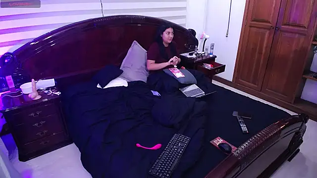 Snapshot of jacko_Charlotte chatting on 01-12-26, 10:47 jacko Charlotte online show from 01-12-26, 10:47