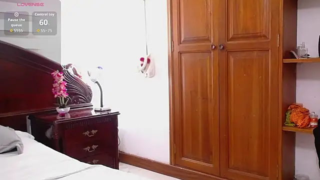 Snapshot of jacko_Charlotte chatting on 11-26-25, 11:05 jacko Charlotte online show from 11-26-25, 11:05