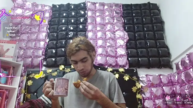 andresdark 07 online show from 12-21-25, 03:30