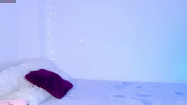 Naughtybunnyy  online show from 04-17-26, 12:24