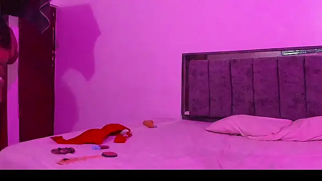 daripaola sexlove online show from 11-27-25, 08:20