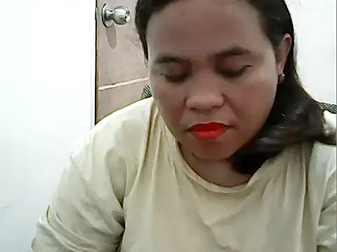 Snapshot of cutechubby chatting on 04-23-26, 10:33 cutechubby online show from 04-23-26, 10:33