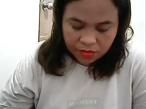 Snapshot of cutechubby chatting on 04-24-26, 06:26 cutechubby online show from 04-24-26, 06:26