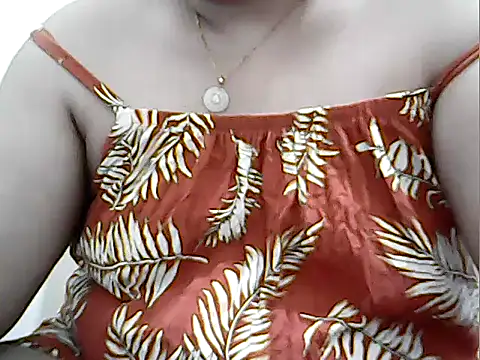 Snapshot of cutechubby chatting on 05-07-26, 11:24 cutechubby online show from 05-07-26, 11:24