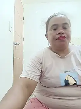 Snapshot of cutechubby chatting on 05-30-26, 11:38 cutechubby online show from 05-30-26, 11:38