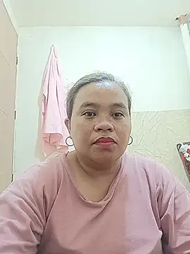Snapshot of cutechubby chatting on 07-31-26, 03:28 cutechubby online show from 07-31-26, 03:28