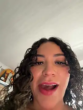 VictoriaaRose online show from 06-15-26, 09:47
